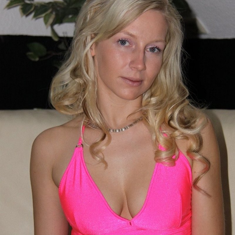 escort girl Solange de Lignerolles