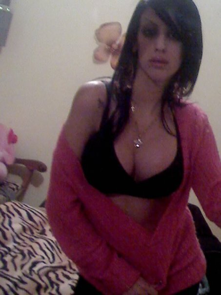 escort girl Josiane de Pommiers-la-Placette